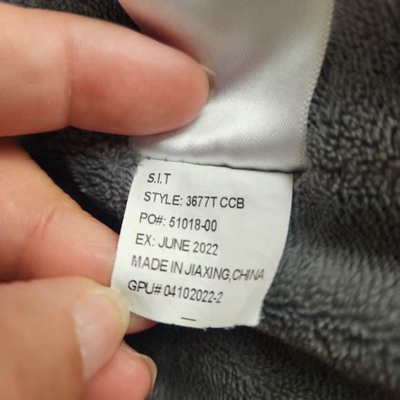 AMERICAN WIDGEON Faux Fur Hooded Coat In Cookie Cream Bun Size 6 - Picture 10 of 15